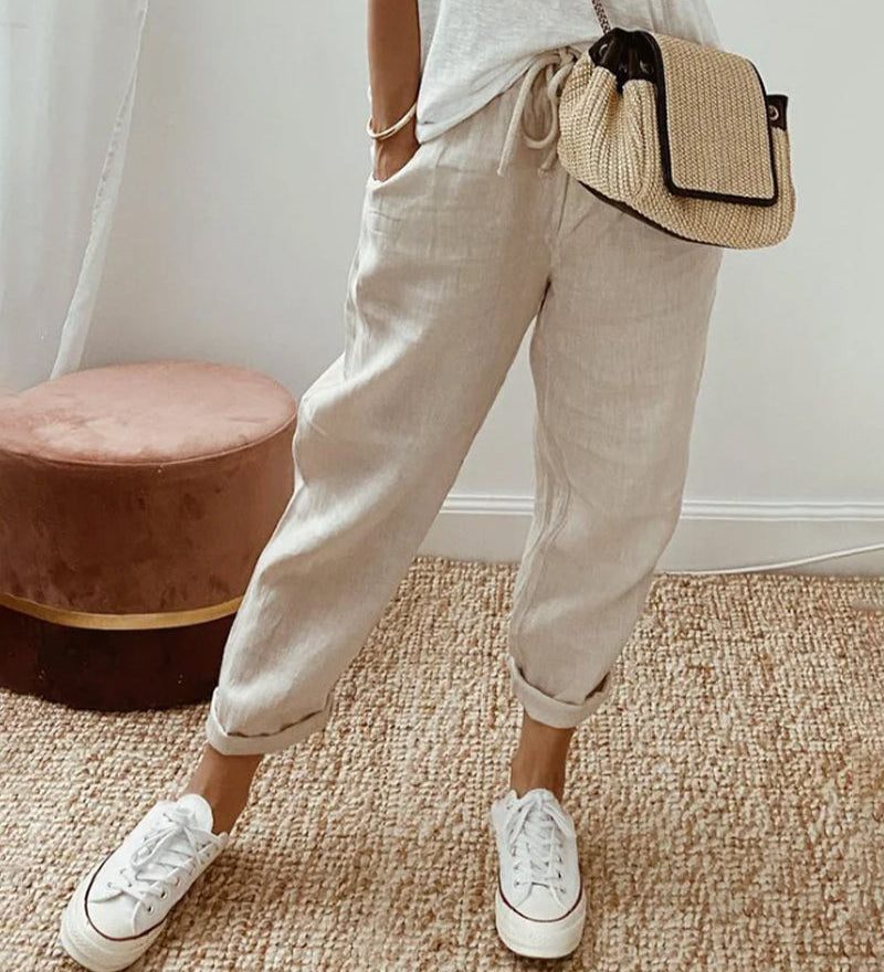 Chic and Relaxed Flowing Trousers