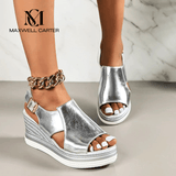 Baylie - Chic Metallic Sandals