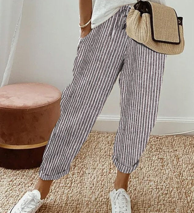 Chic and Relaxed Flowing Trousers