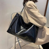 Patricia™ | Shiny Leather Handbag