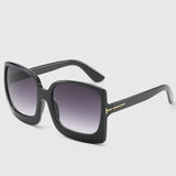 Kynzlee | Chic Sunglasses