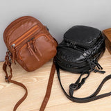 Sara™ Simplicité Leather Bag
