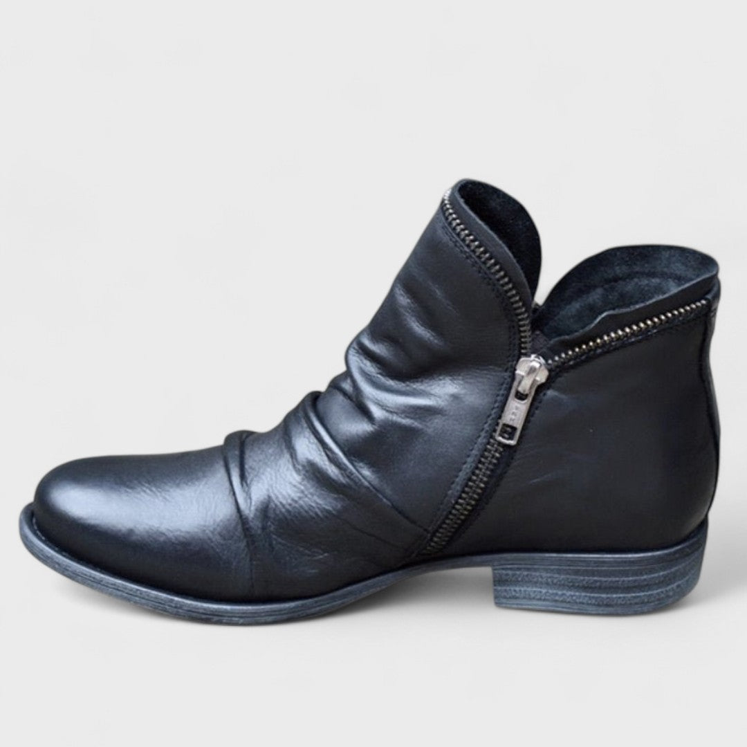 Claudia - Stylish and Cozy Orthopedic Boots