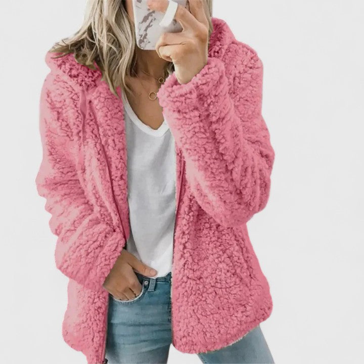 Hylenyahh | Cozy Coat