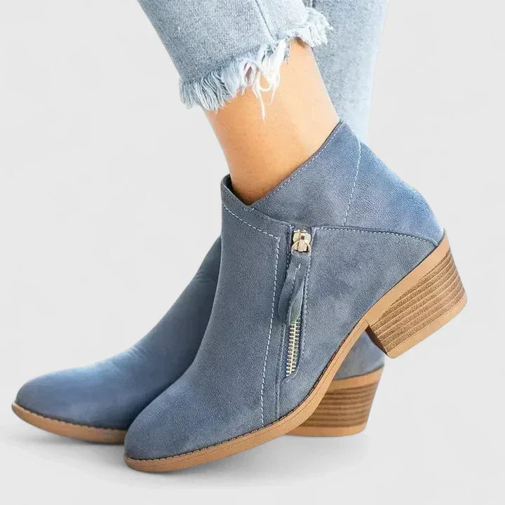 Auryziah | Orthopedic Footwear