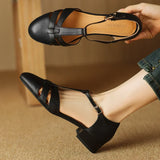 Loes | T-Bar Ballerina Flats