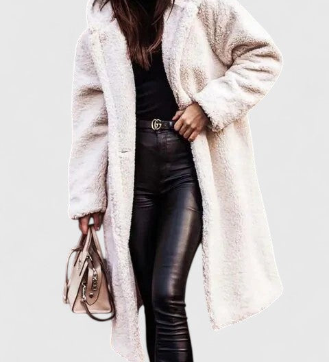 Brionyssa | Chic Elegance Coat