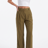 Svätava | High-Waisted Wide-Leg Pleated Trousers