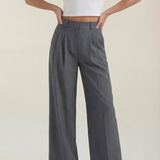 Svätava | High-Waisted Wide-Leg Pleated Trousers