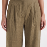 Svätava | High-Waisted Wide-Leg Pleated Trousers