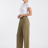 Svätava | High-Waisted Wide-Leg Pleated Trousers